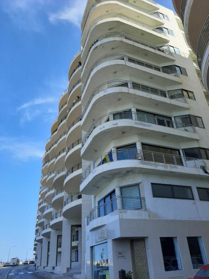 Beautiful Sea View Apartment Sliema Bagian luar foto